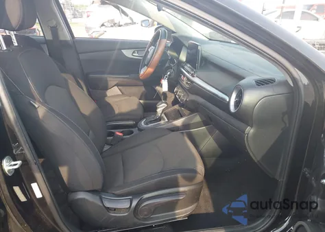 2022 Kia Forte Fe z USA, uszkodzony, nr VIN 3KPF24AD7NE441927